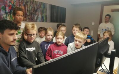 Besuch in der Kärntner Sparkasse und Mediathek